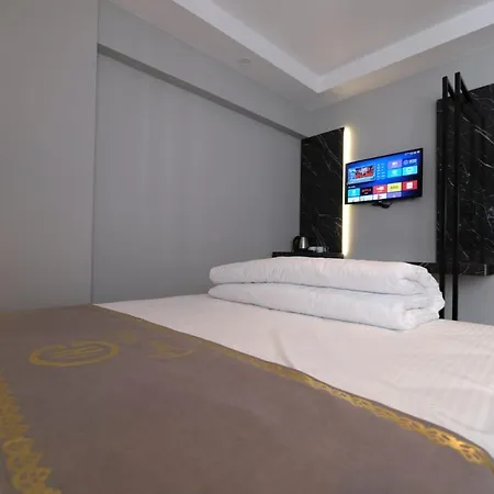 Kaya Hotel Saw *