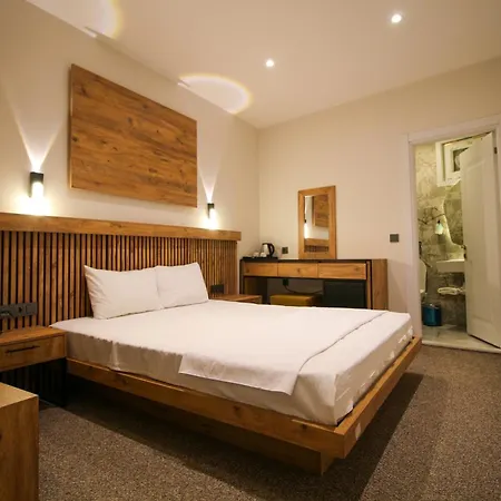 Hotel Kaya Saw *