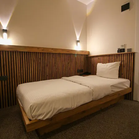 Hotel Kaya Saw *