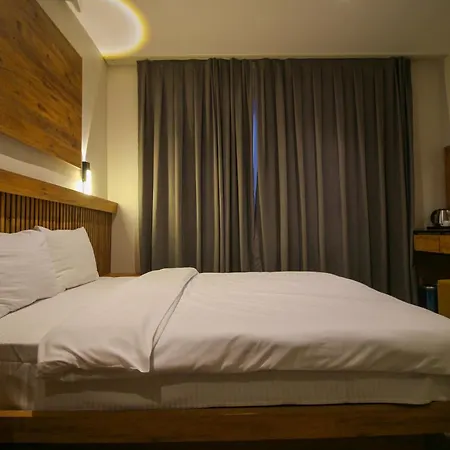 Kaya Saw Hotel Istambul