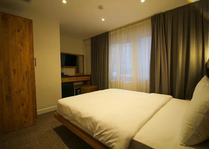 Kaya Saw Hotel Estambul